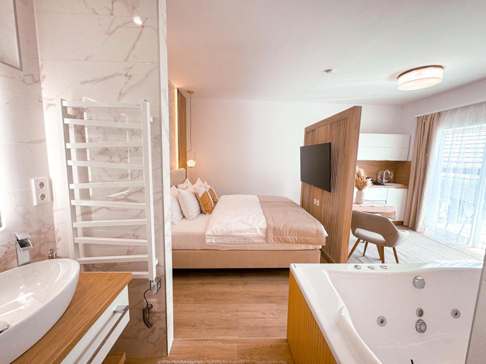 Twin Premium Apartman Tihany Exterior foto
